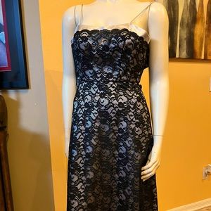 White House Black Market Black Lace Grey Satin Dress Sz 8